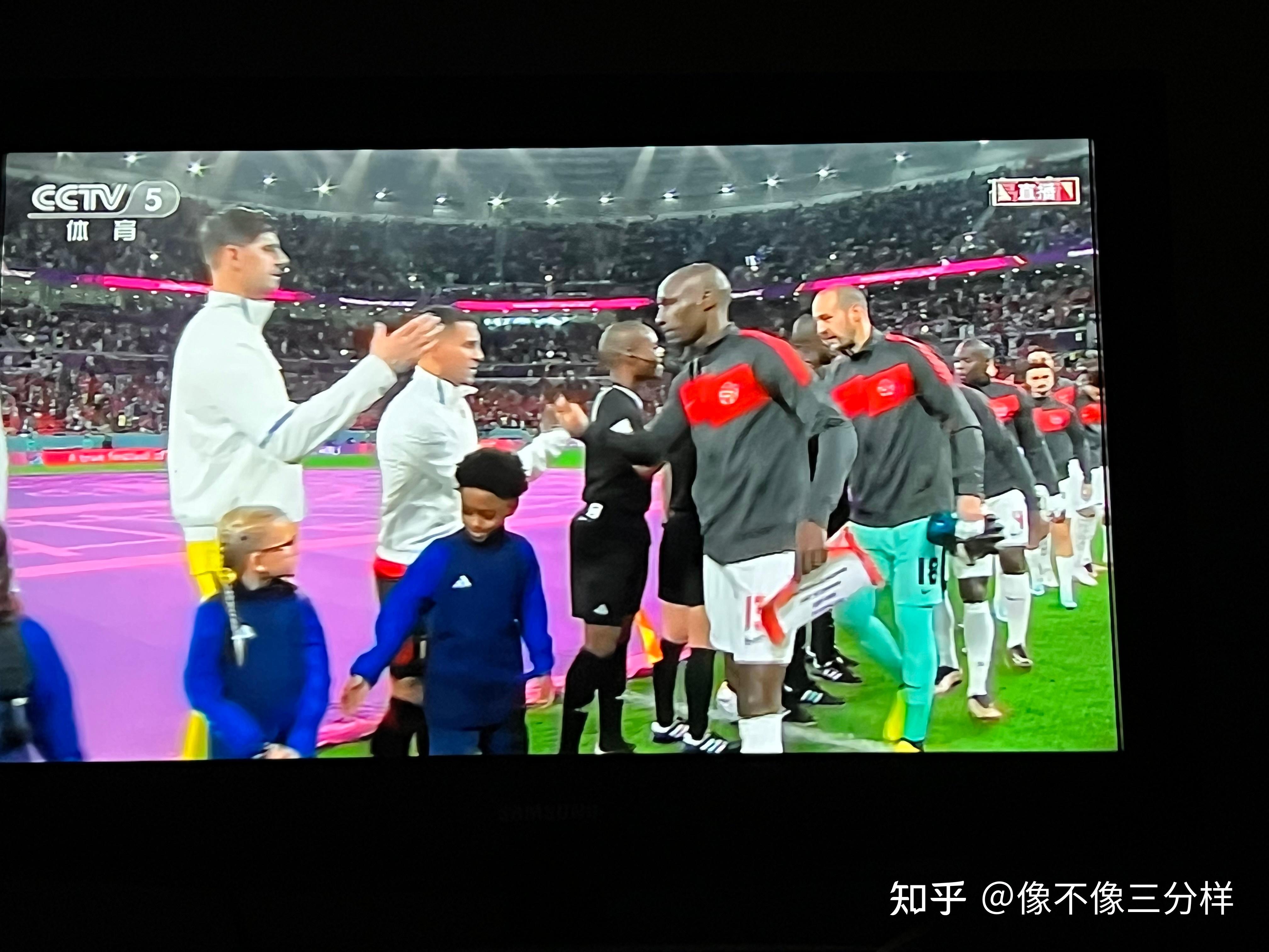 关于德布劳内连续十场比赛得分超过败北，加拿大队挑战极限！的信息
