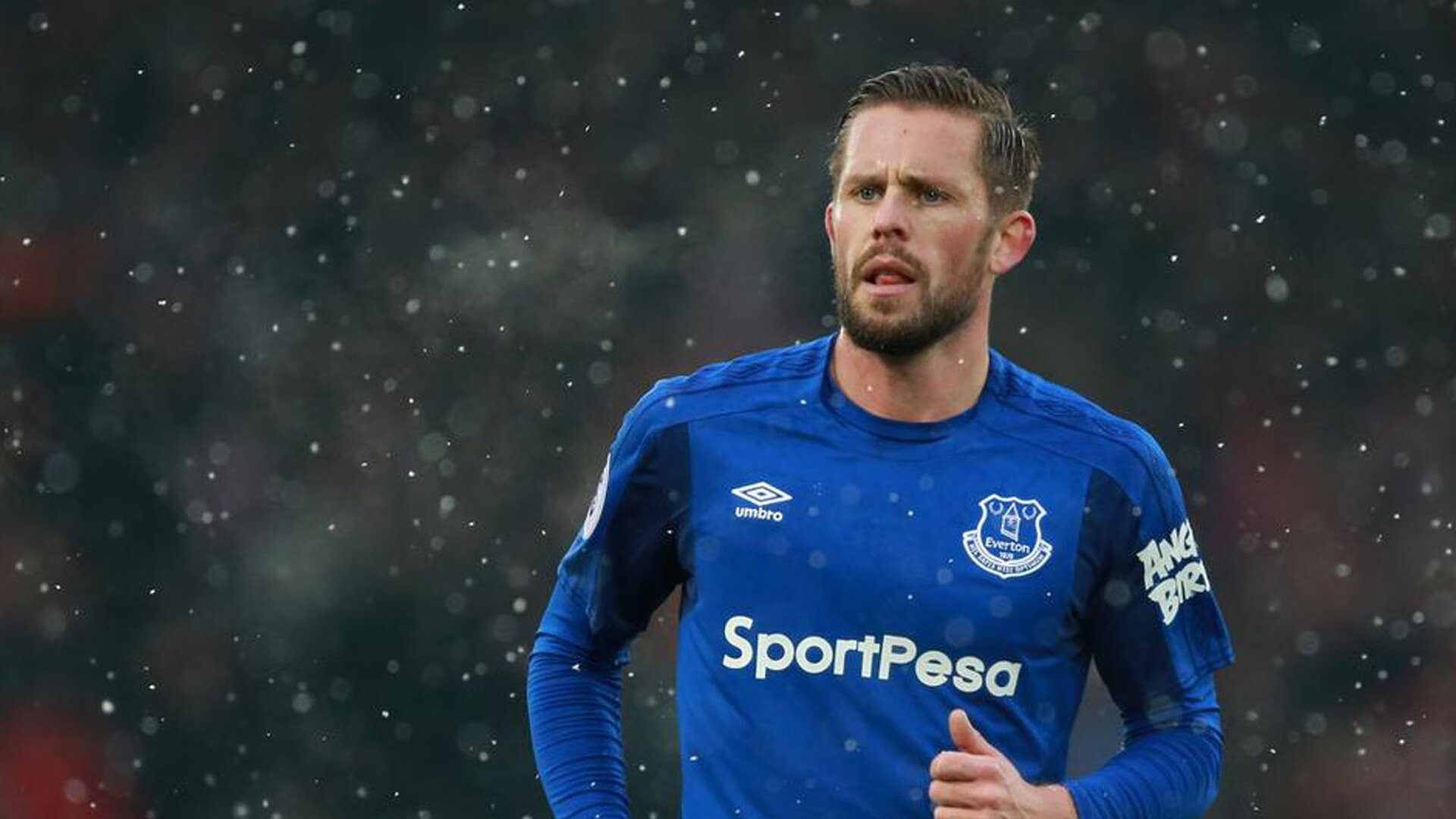 德布劳内重返赛场，出色发挥首场状态出色，MAD观众沸腾！再创辉煌时刻-乐动体育官方网址