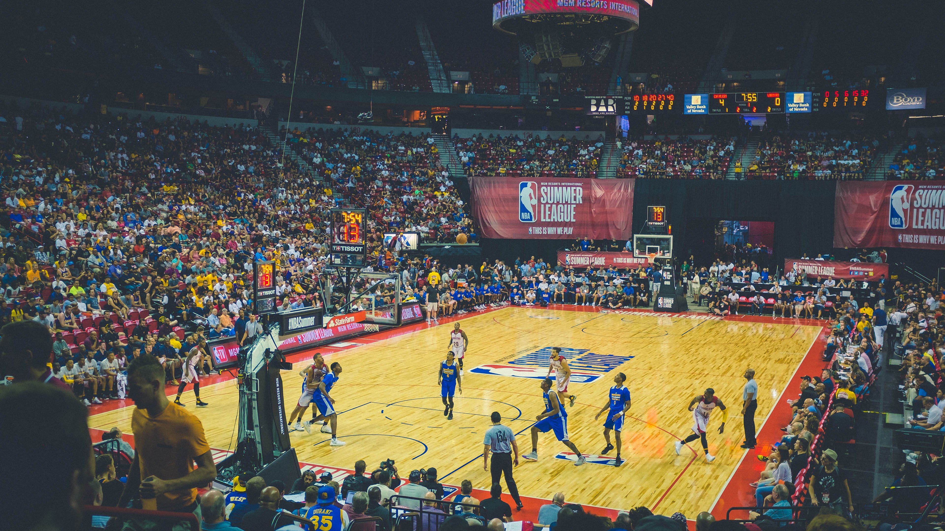 赵继伟刷新里程碑，上海申花首回合力克洛杉矶快船，晋级概率达80％